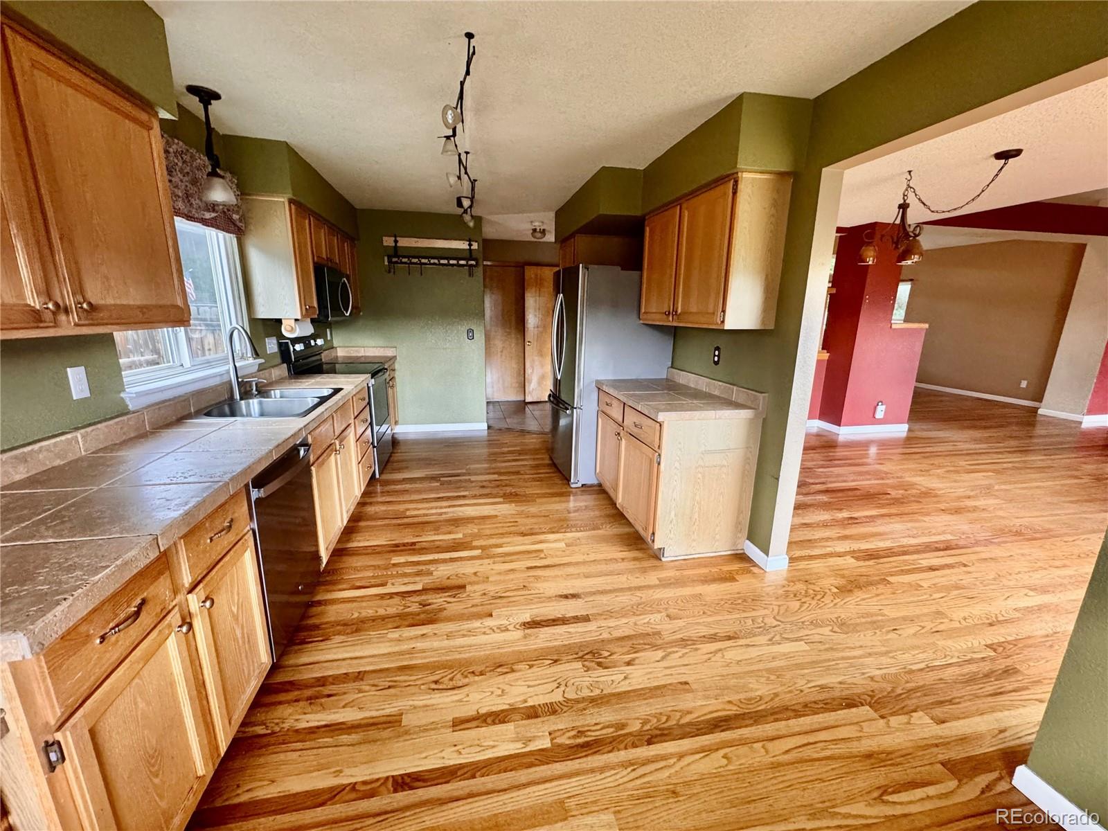 MLS Image #5 for 10064  westside circle,littleton, Colorado
