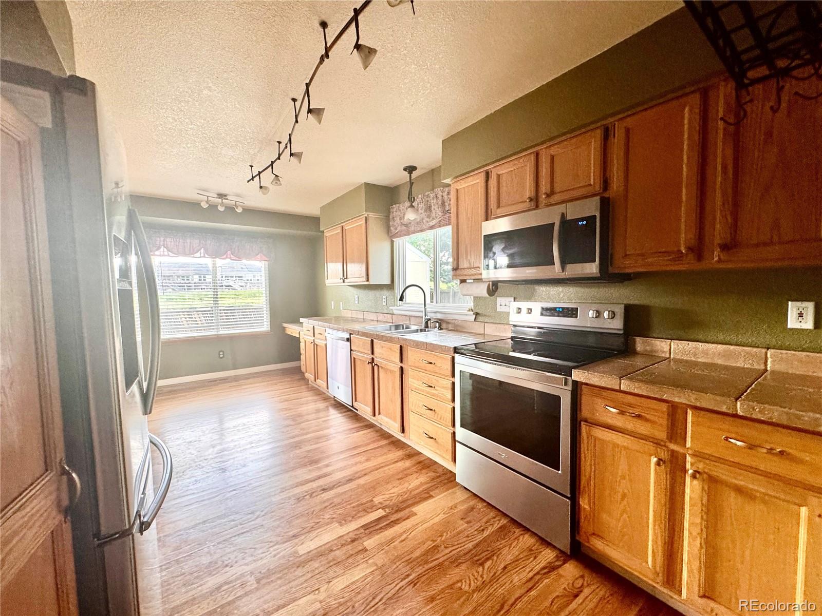 MLS Image #6 for 10064  westside circle,littleton, Colorado