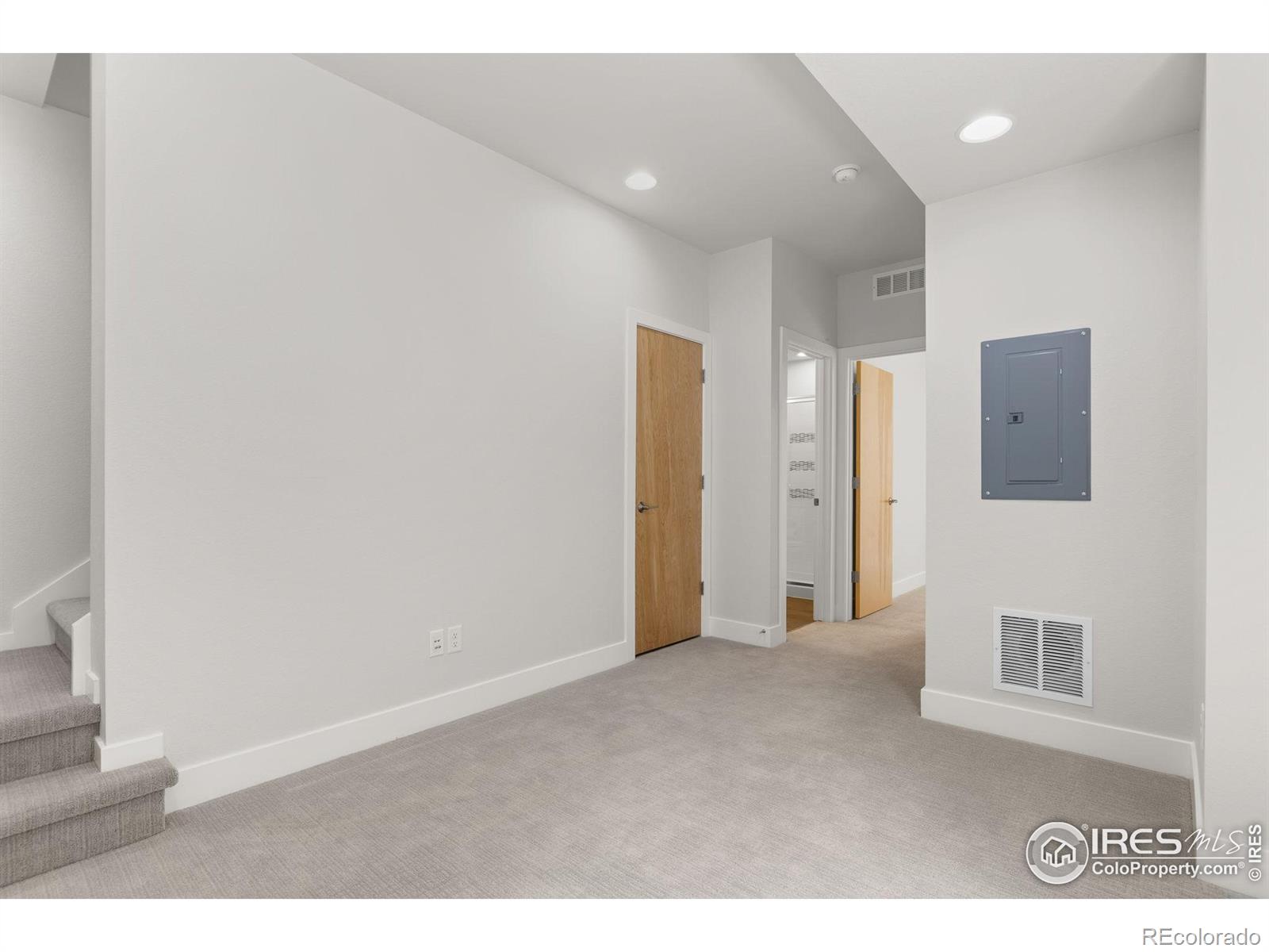 MLS Image #16 for 876  cimarron drive,lafayette, Colorado