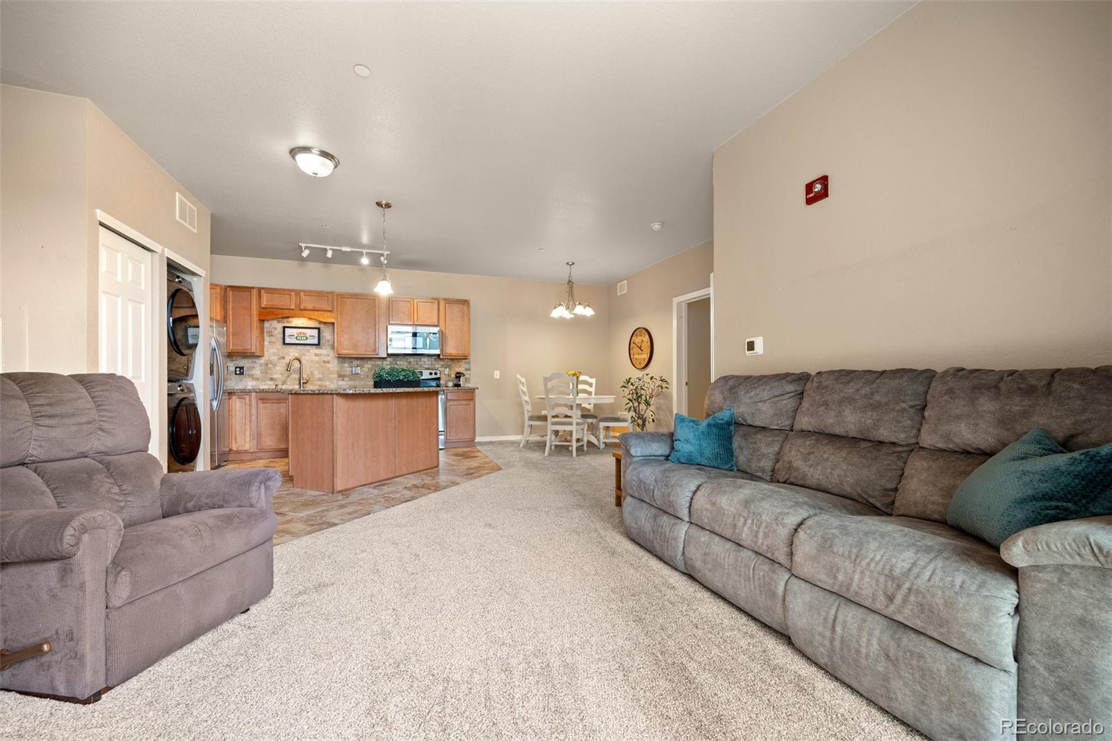 MLS Image #5 for 7212 s blackhawk street,englewood, Colorado
