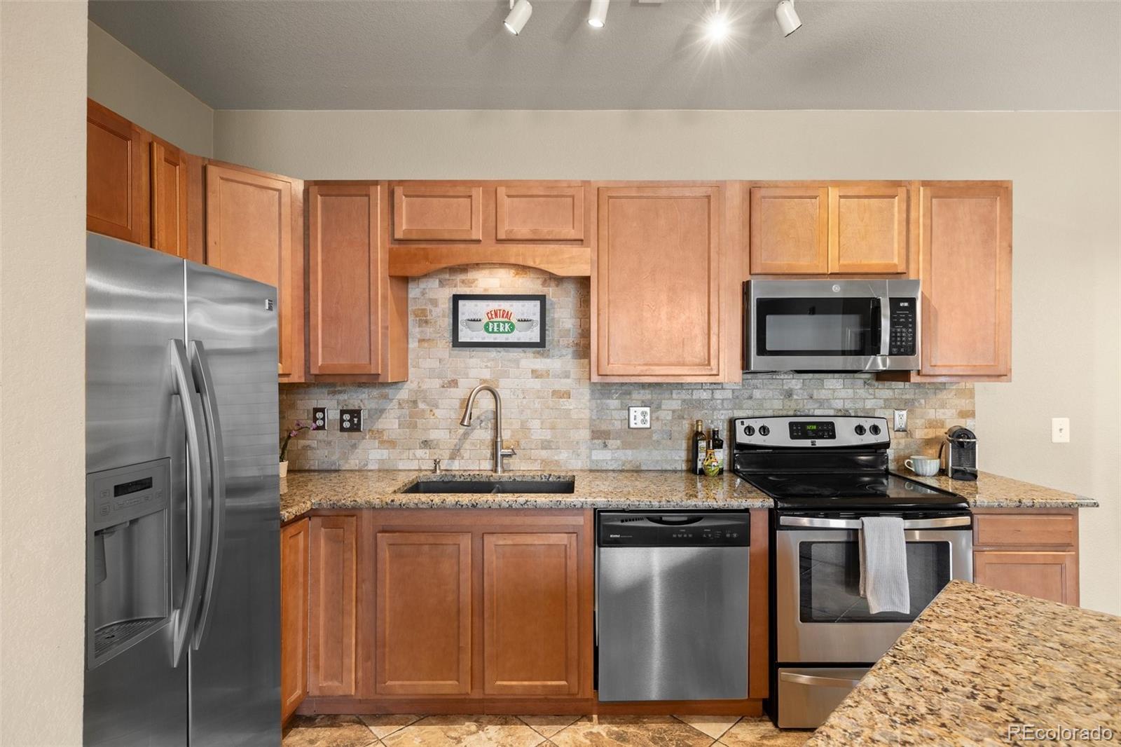 MLS Image #9 for 7212 s blackhawk street,englewood, Colorado