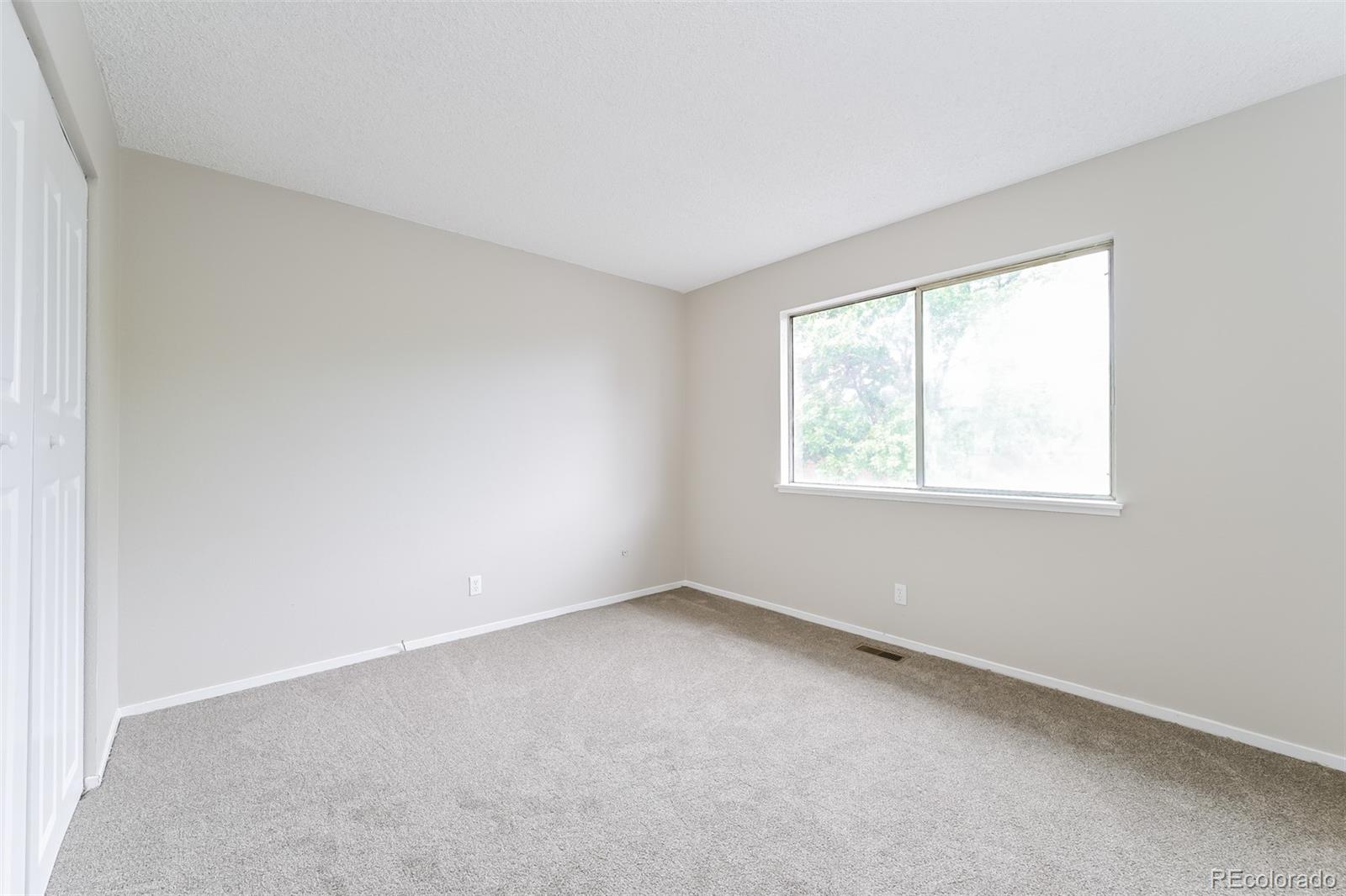 MLS Image #12 for 9005 e lehigh avenue,denver, Colorado