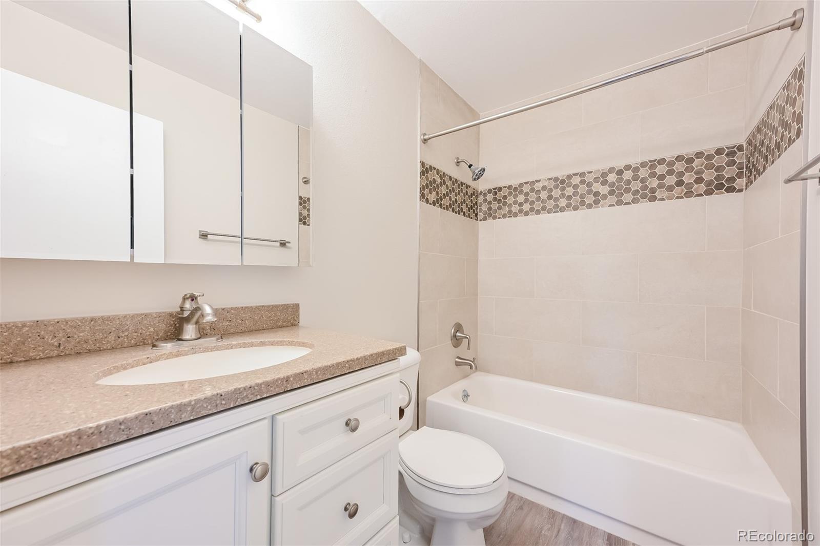MLS Image #8 for 9005 e lehigh avenue,denver, Colorado