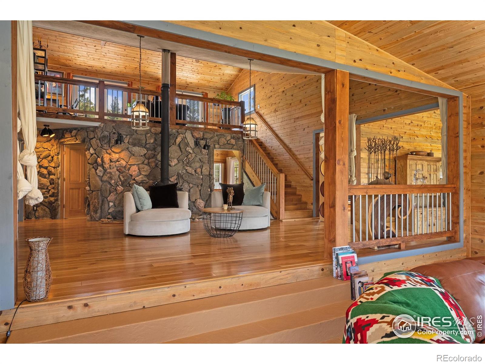 MLS Image #10 for 2507  spencer mountain road,bellvue, Colorado