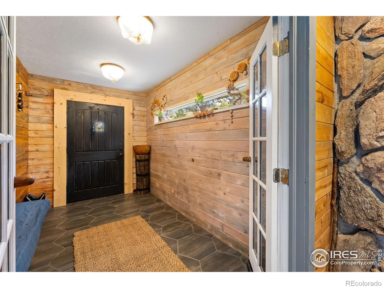 MLS Image #3 for 2507  spencer mountain road,bellvue, Colorado