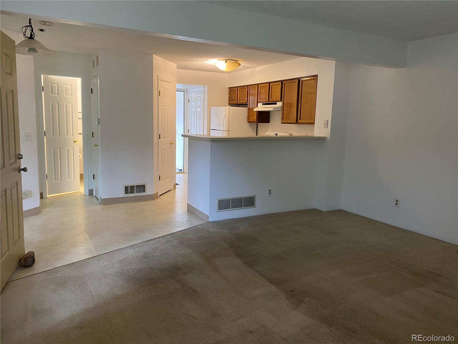MLS Image #7 for 4856 e kentucky avenue,denver, Colorado