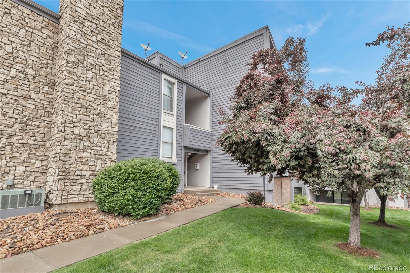 MLS Image #0 for 9797 e peakview avenue,englewood, Colorado