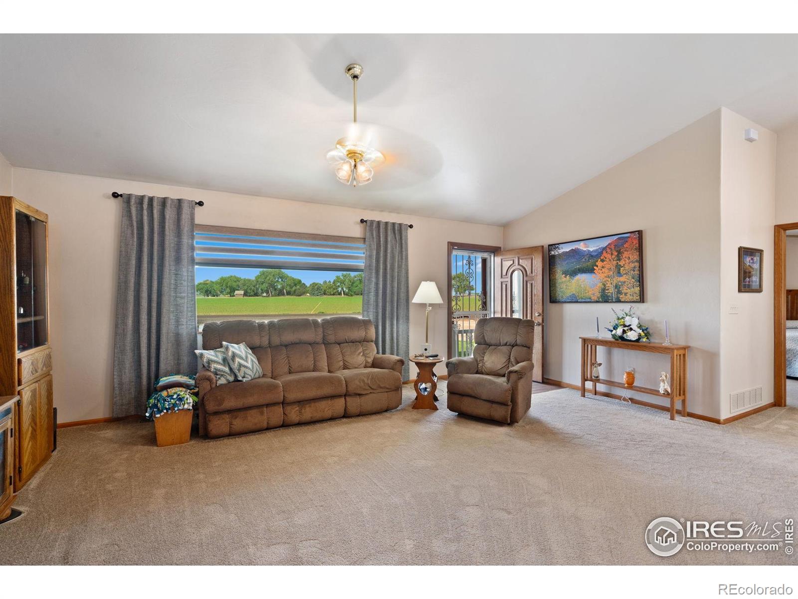 MLS Image #11 for 32924  county road 29 ,greeley, Colorado