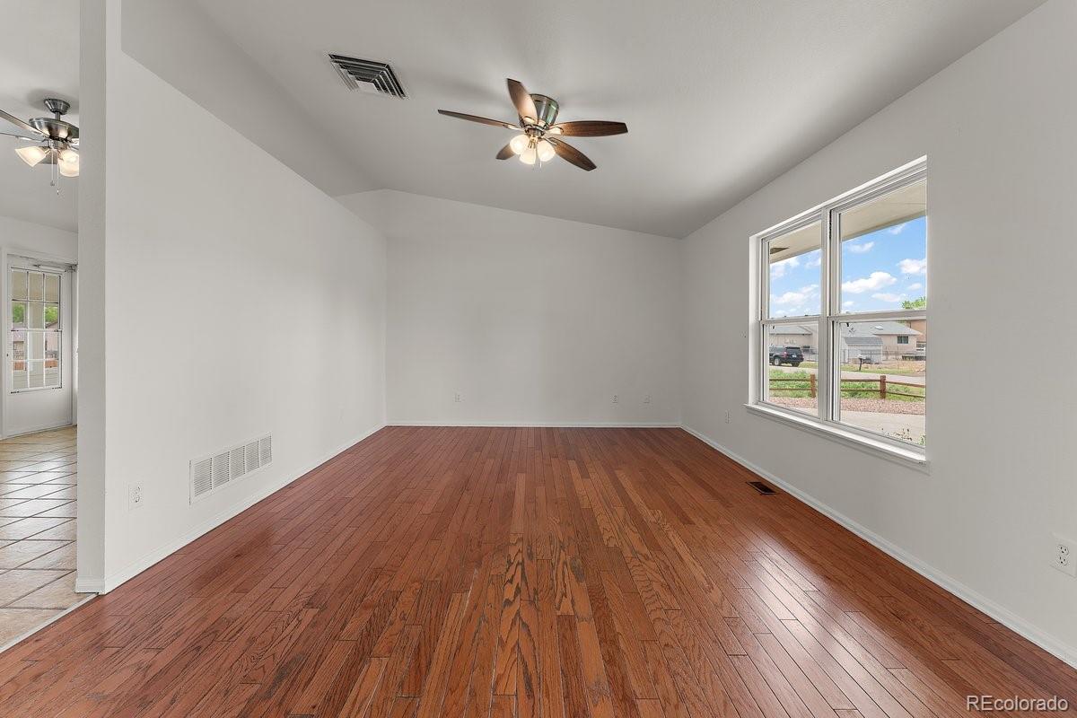 MLS Image #2 for 606 e inca drive,pueblo west, Colorado