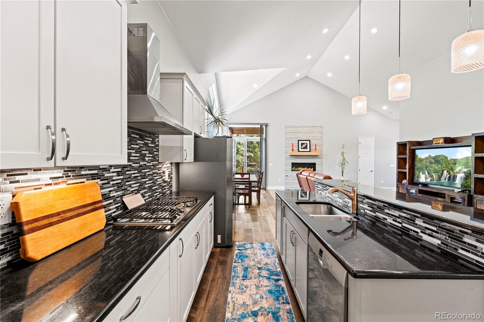 MLS Image #11 for 6532 s tempe street,aurora, Colorado