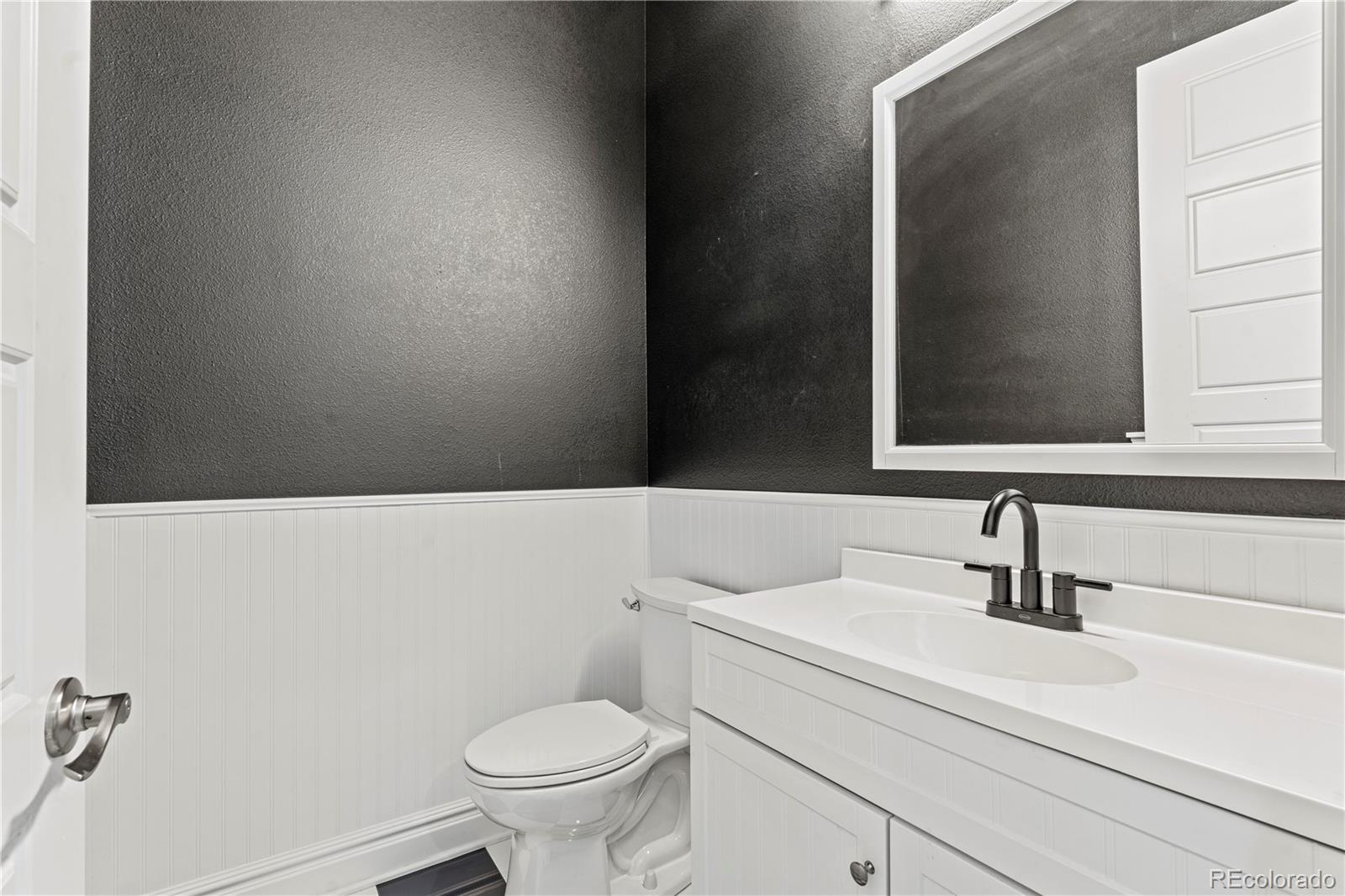 MLS Image #28 for 6532 s tempe street,aurora, Colorado