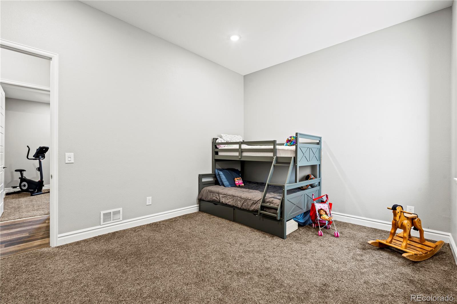 MLS Image #42 for 6532 s tempe street,aurora, Colorado