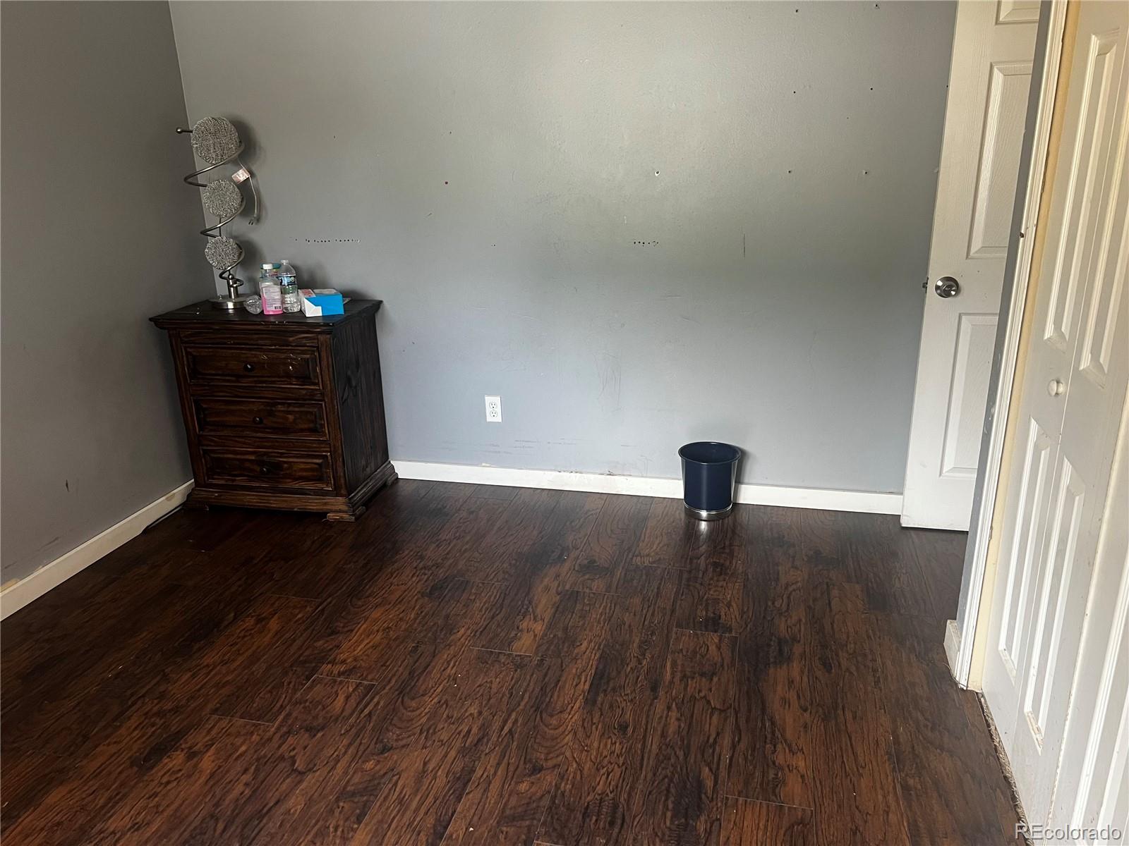 MLS Image #14 for 5129  chandler way,denver, Colorado