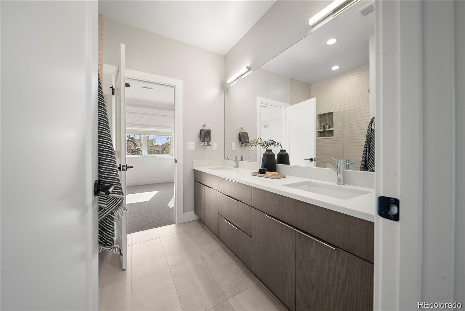 MLS Image #22 for 3485 s clermont street,denver, Colorado