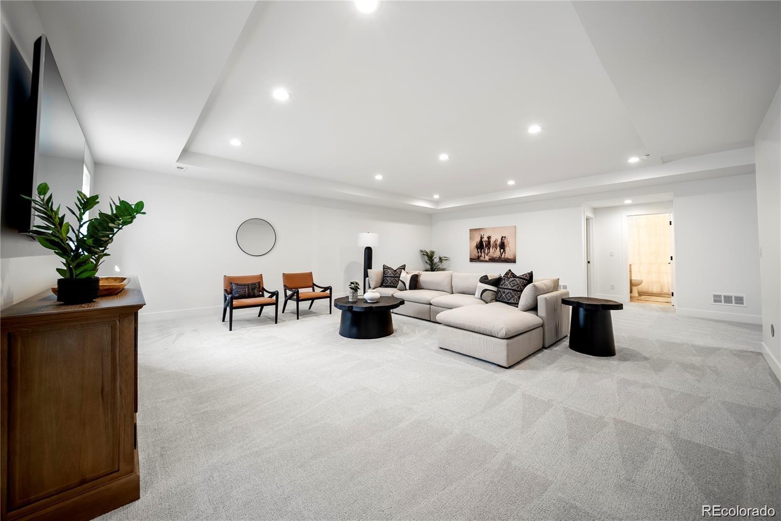 MLS Image #26 for 3485 s clermont street,denver, Colorado