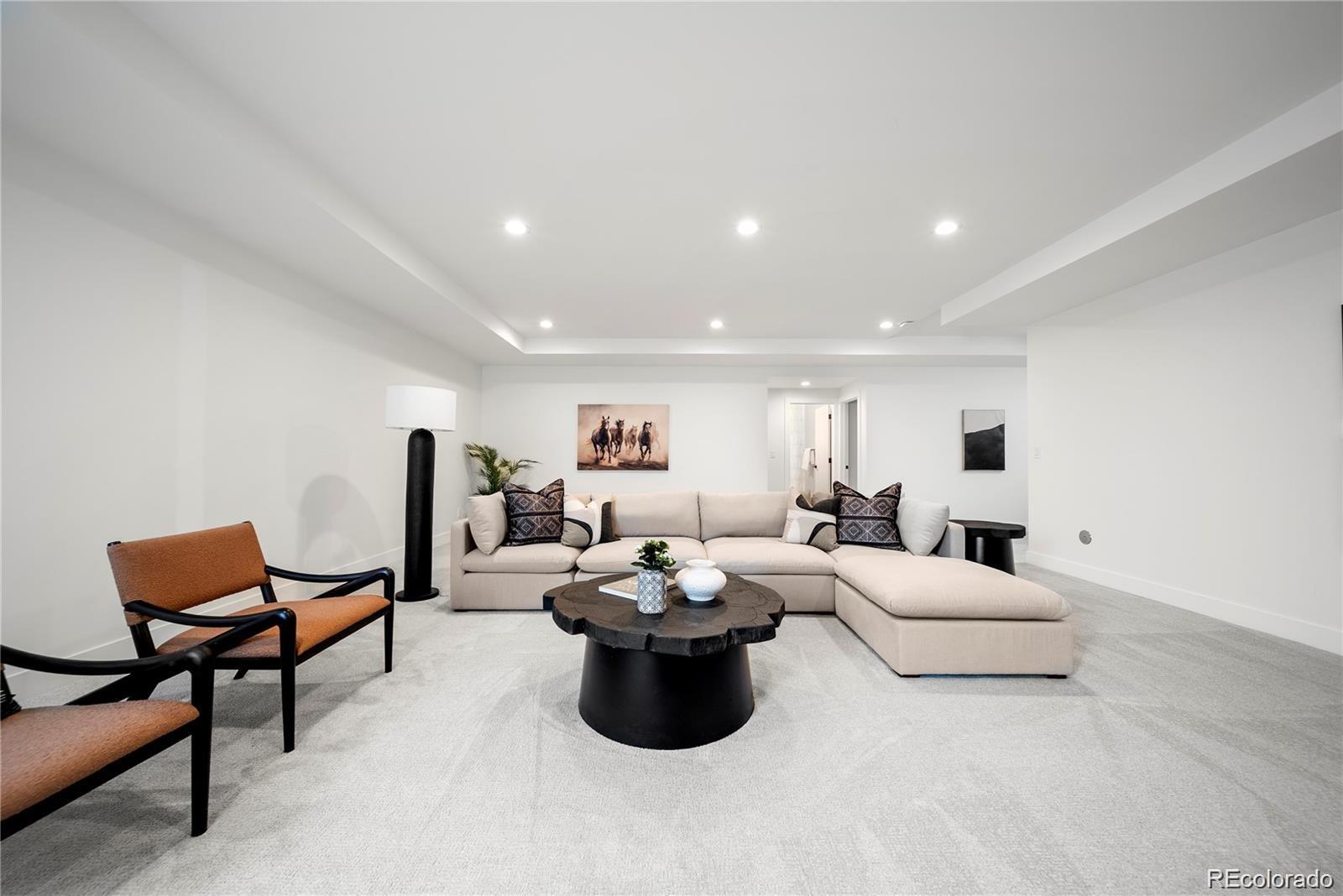 MLS Image #31 for 3485 s clermont street,denver, Colorado