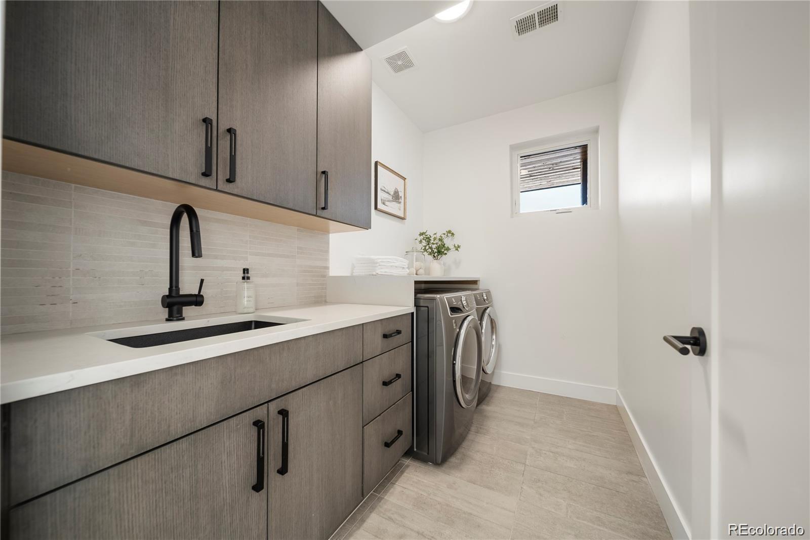MLS Image #32 for 3485 s clermont street,denver, Colorado