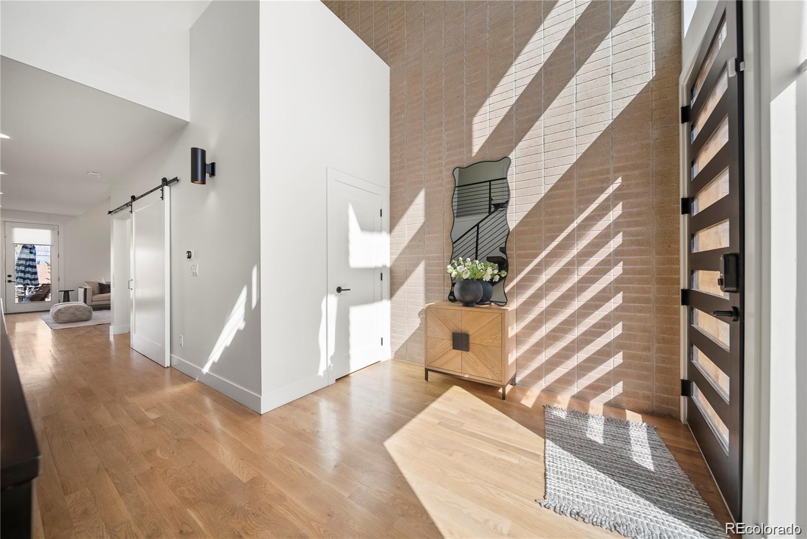 MLS Image #7 for 3485 s clermont street,denver, Colorado