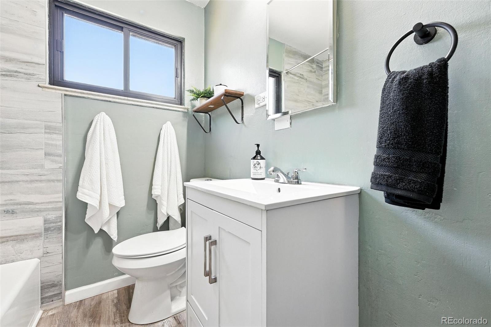 MLS Image #22 for 2955  poplar street,denver, Colorado