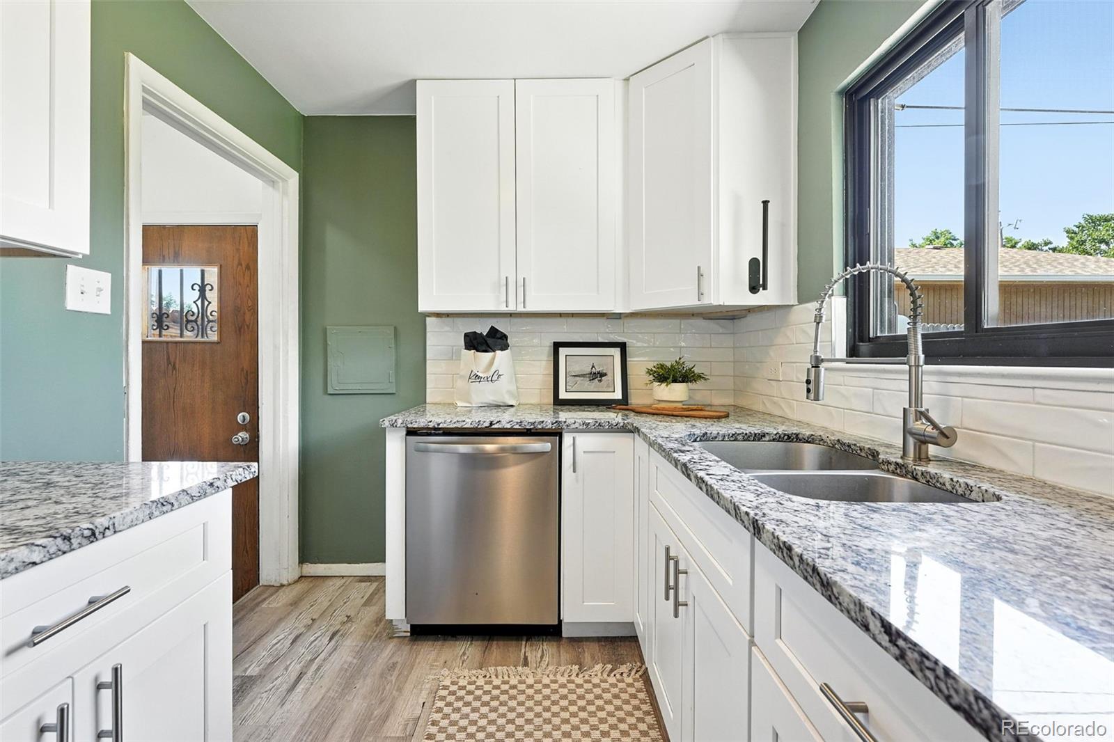 MLS Image #3 for 2955  poplar street,denver, Colorado