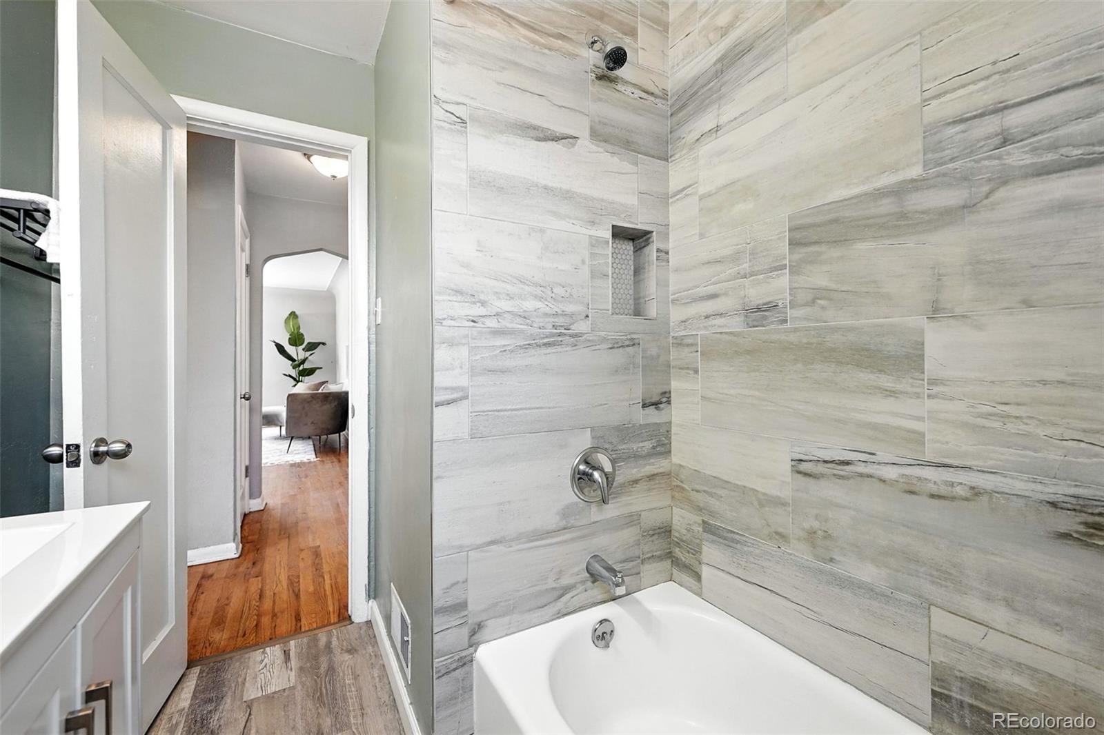 MLS Image #4 for 2955  poplar street,denver, Colorado