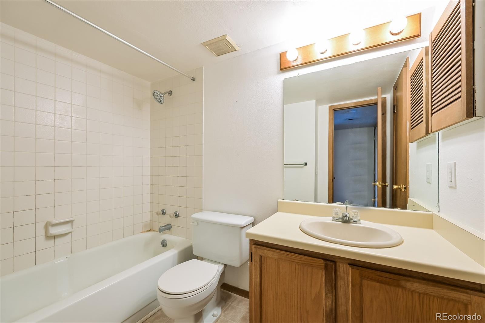 MLS Image #8 for 1301 s cathay court,aurora, Colorado