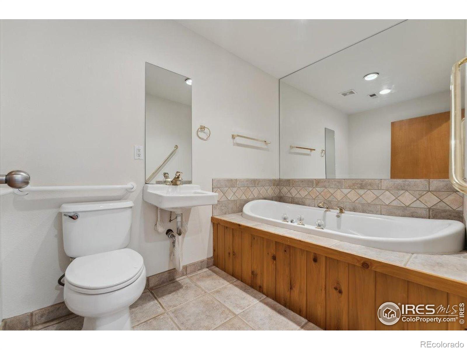 MLS Image #31 for 1414 s county road 3 ,fort collins, Colorado