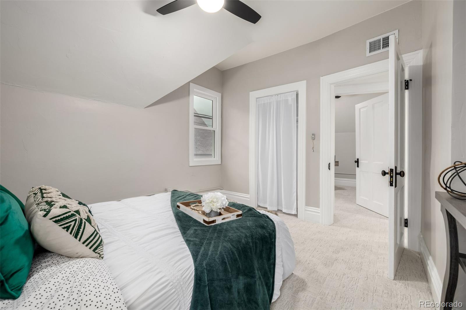 MLS Image #21 for 1019  26th street,denver, Colorado