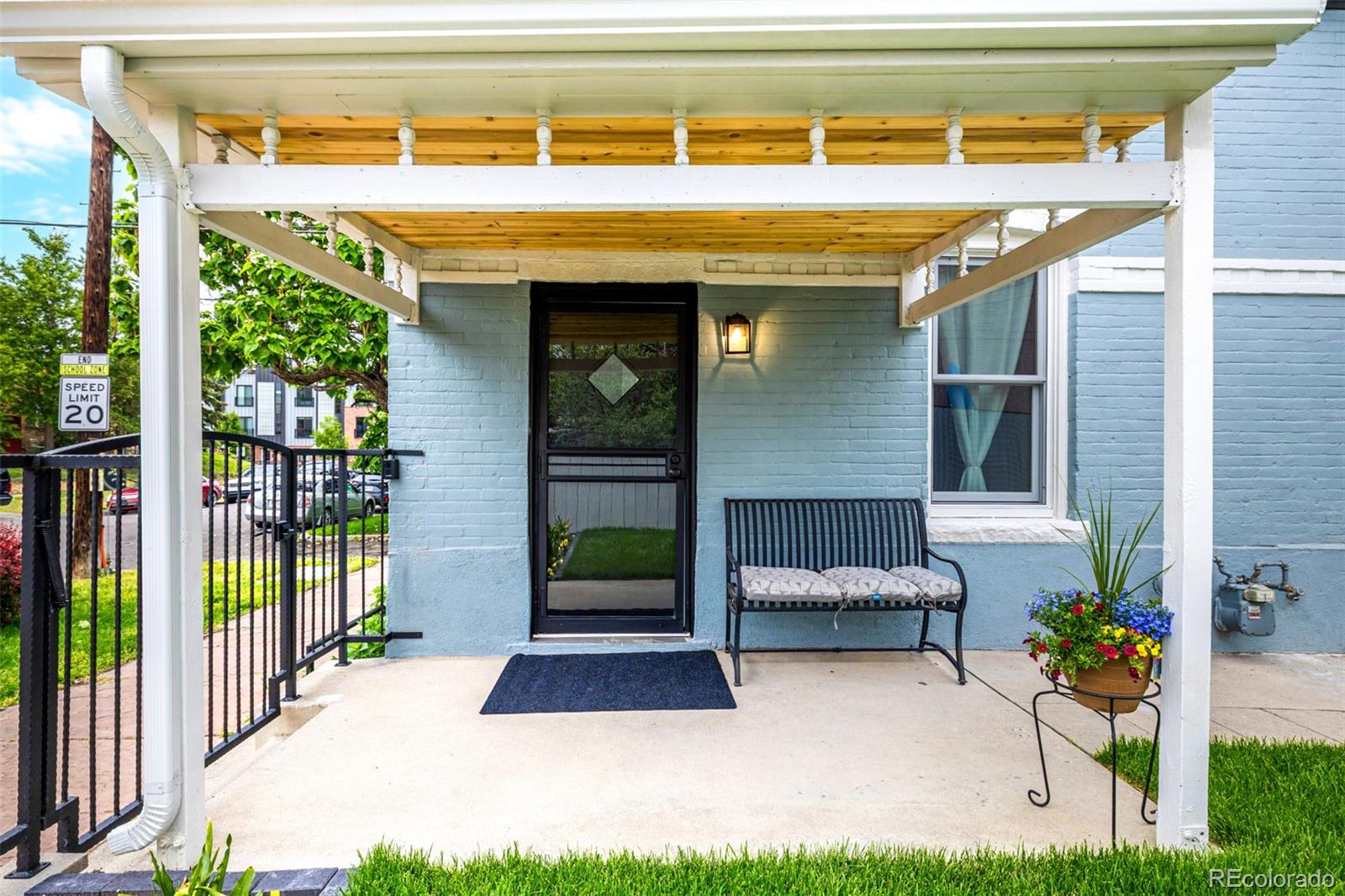 MLS Image #3 for 1019  26th street,denver, Colorado