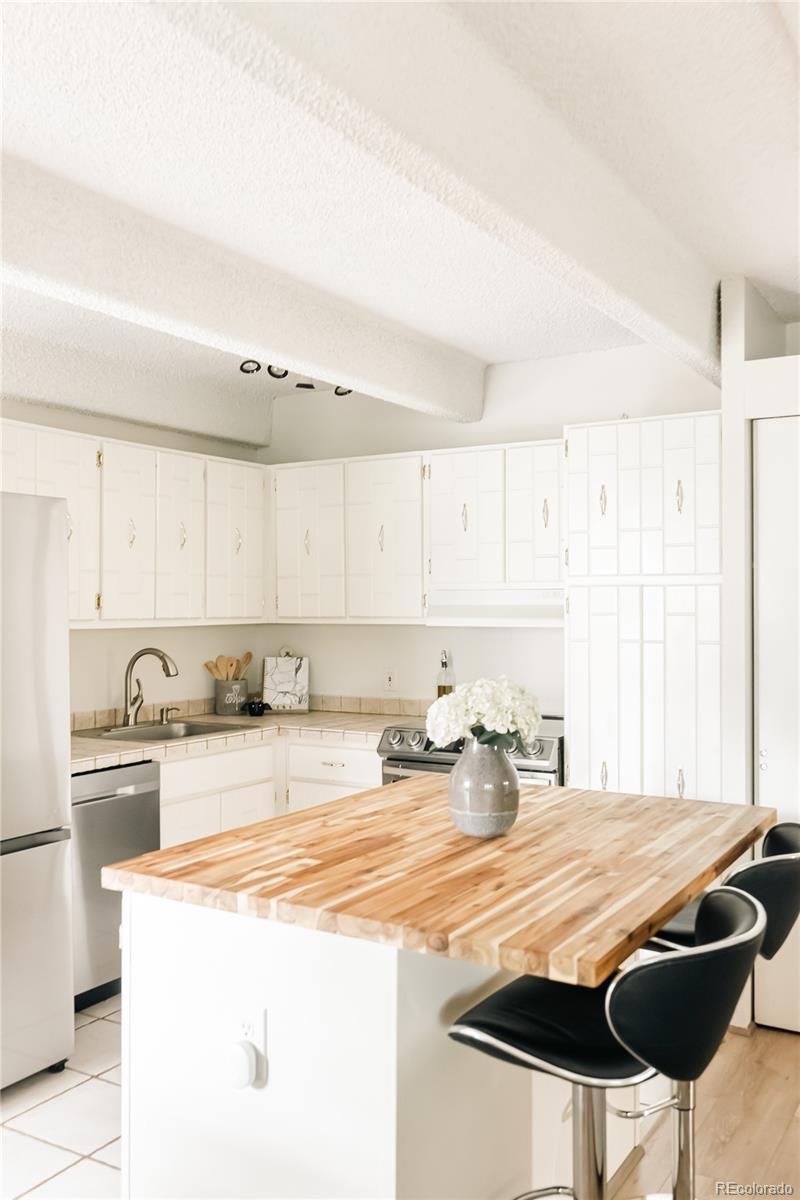 MLS Image #7 for 1365  columbine street,denver, Colorado