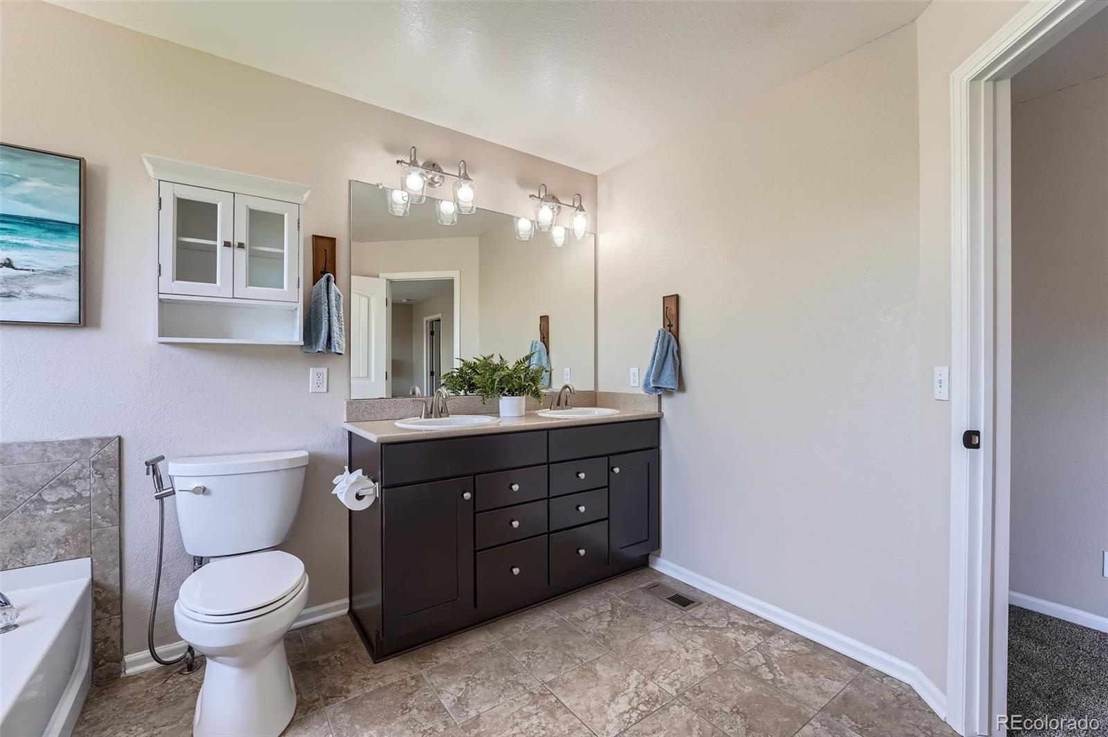 MLS Image #17 for 25097 e lake drive,aurora, Colorado