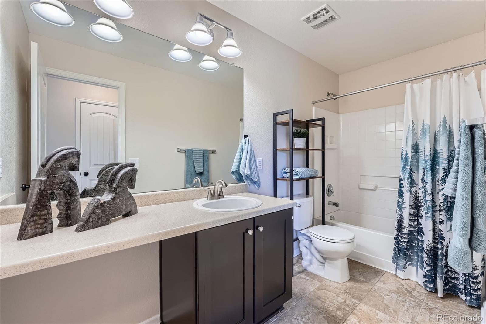 MLS Image #22 for 25097 e lake drive,aurora, Colorado