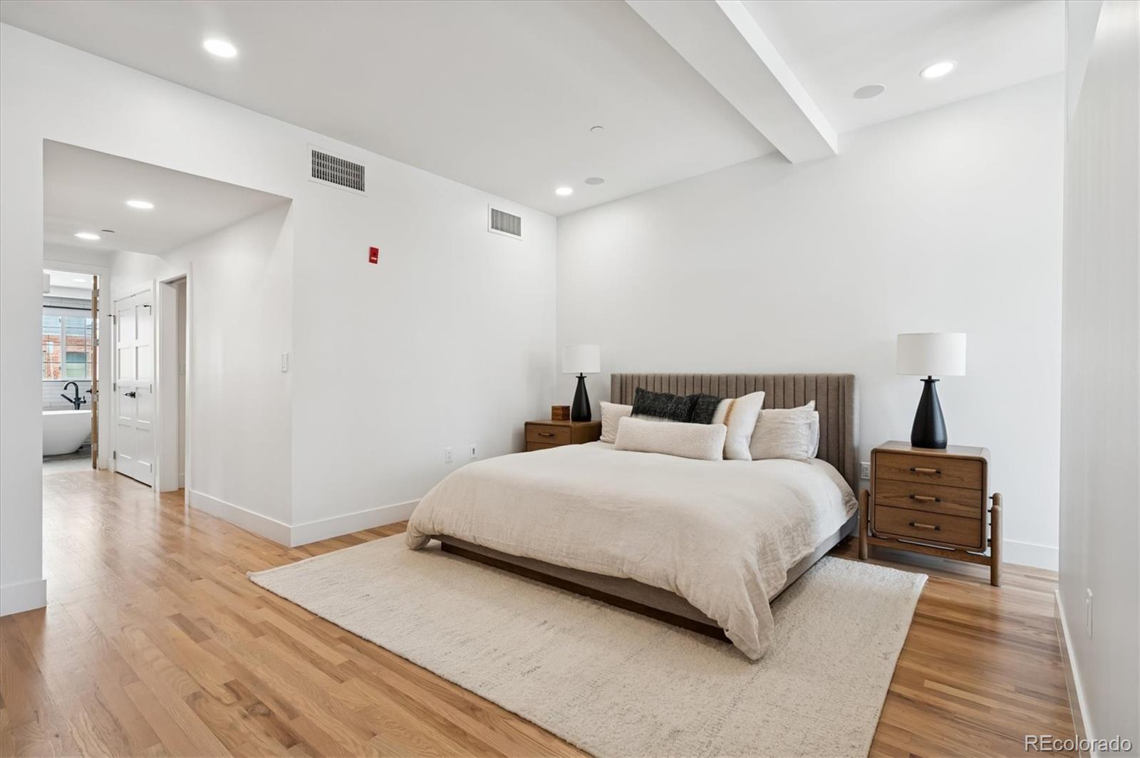 MLS Image #24 for 1441  wazee street,denver, Colorado