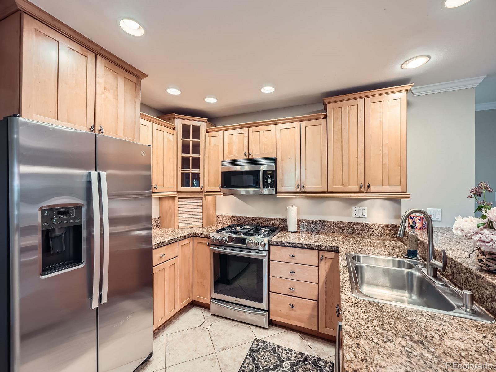 MLS Image #9 for 2609 s dahlia street,denver, Colorado