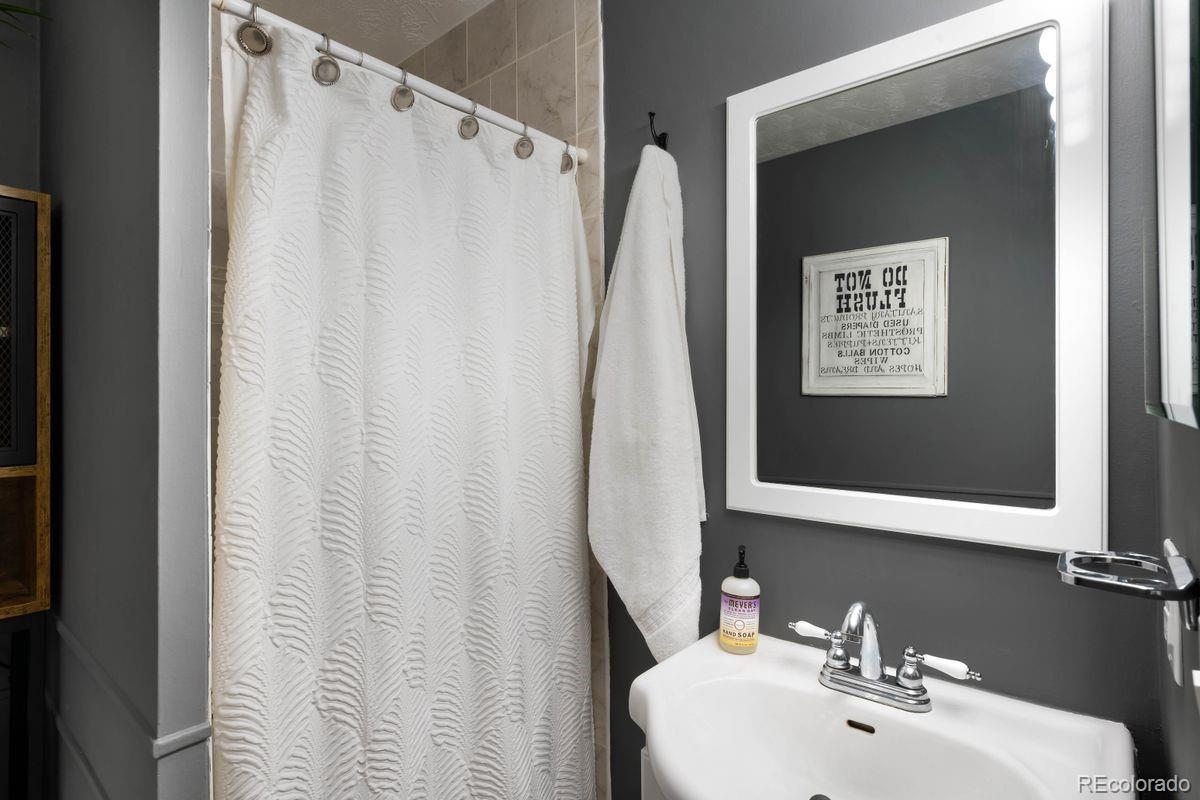 MLS Image #9 for 7695 s sheridan court,littleton, Colorado