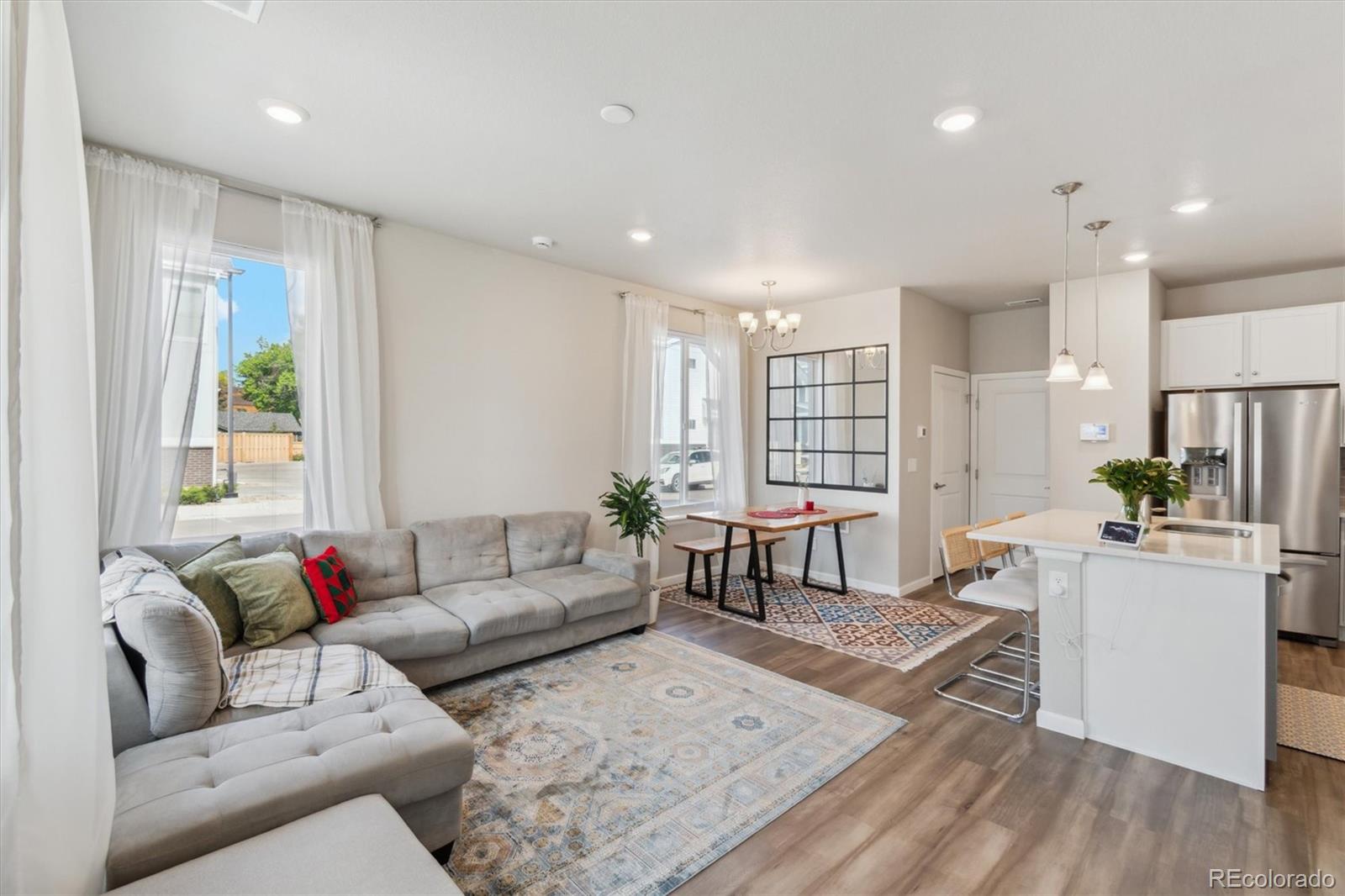 MLS Image #4 for 1954 s poplar court,denver, Colorado