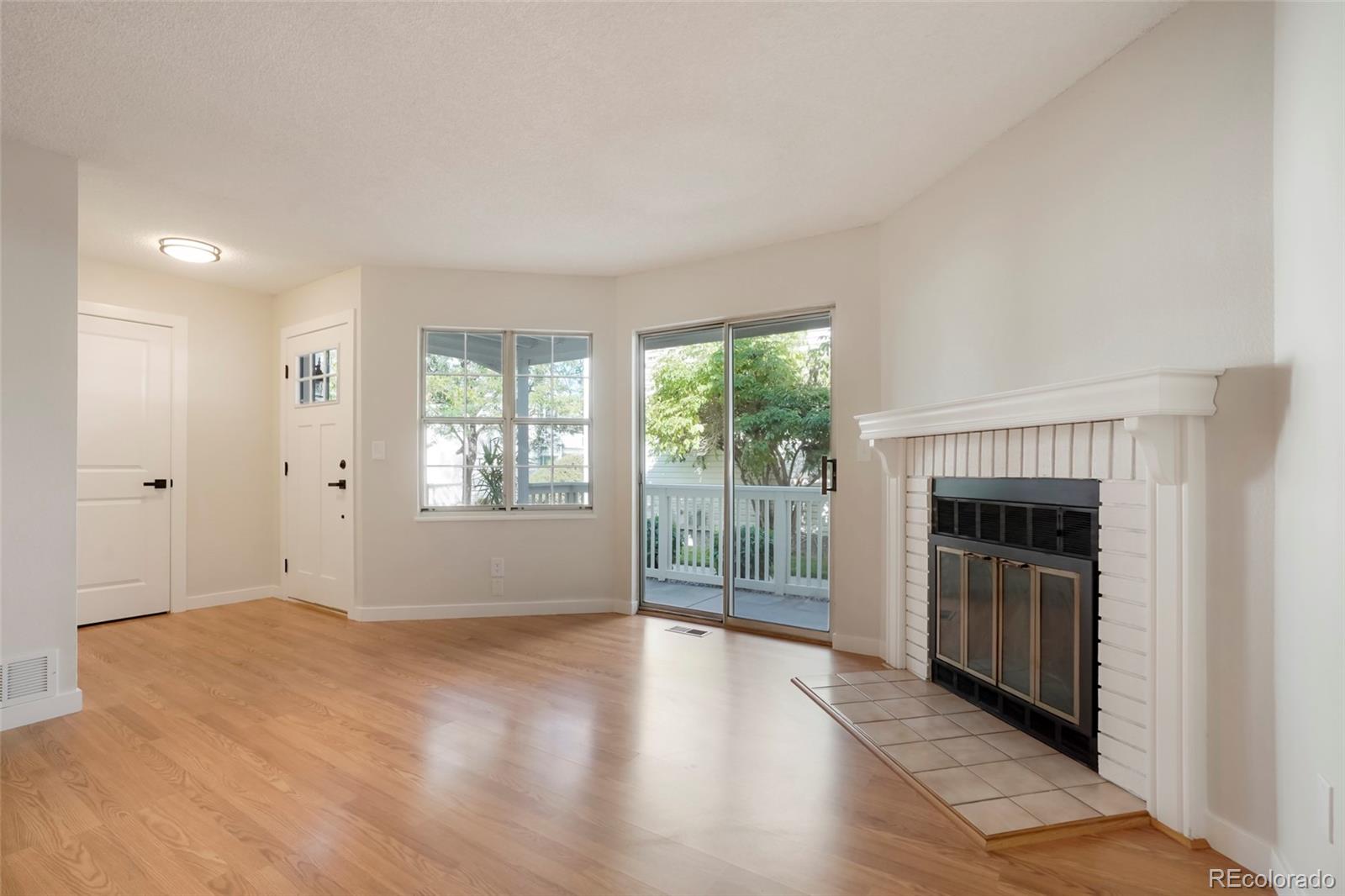 MLS Image #23 for 12593 e pacific circle,aurora, Colorado