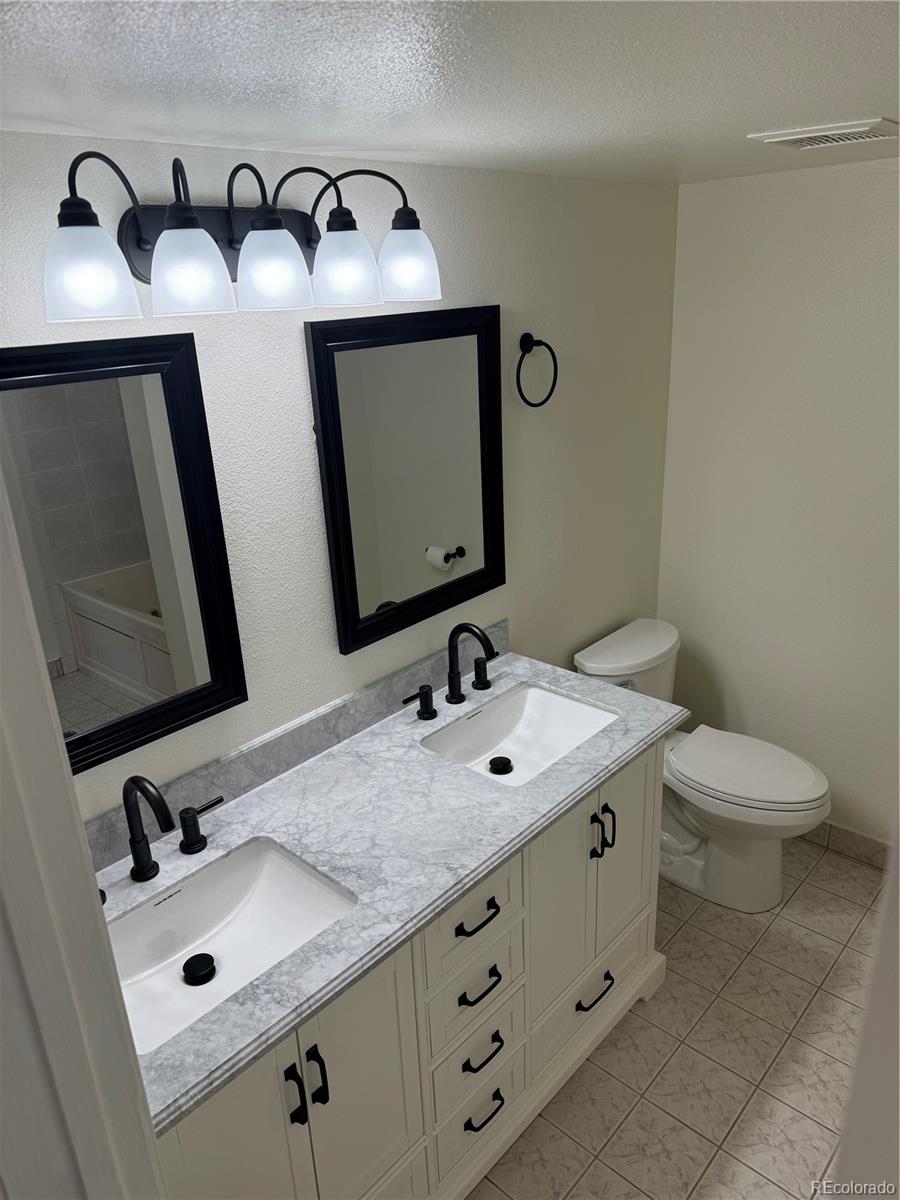 MLS Image #14 for 942 s walden street,aurora, Colorado