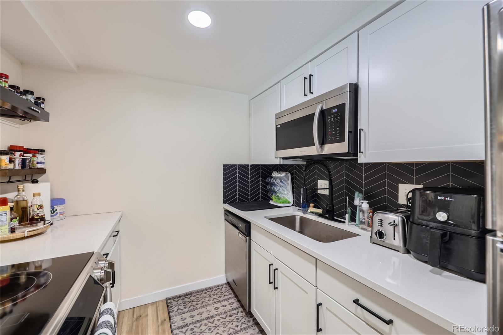 MLS Image #6 for 12131  melody drive,denver, Colorado