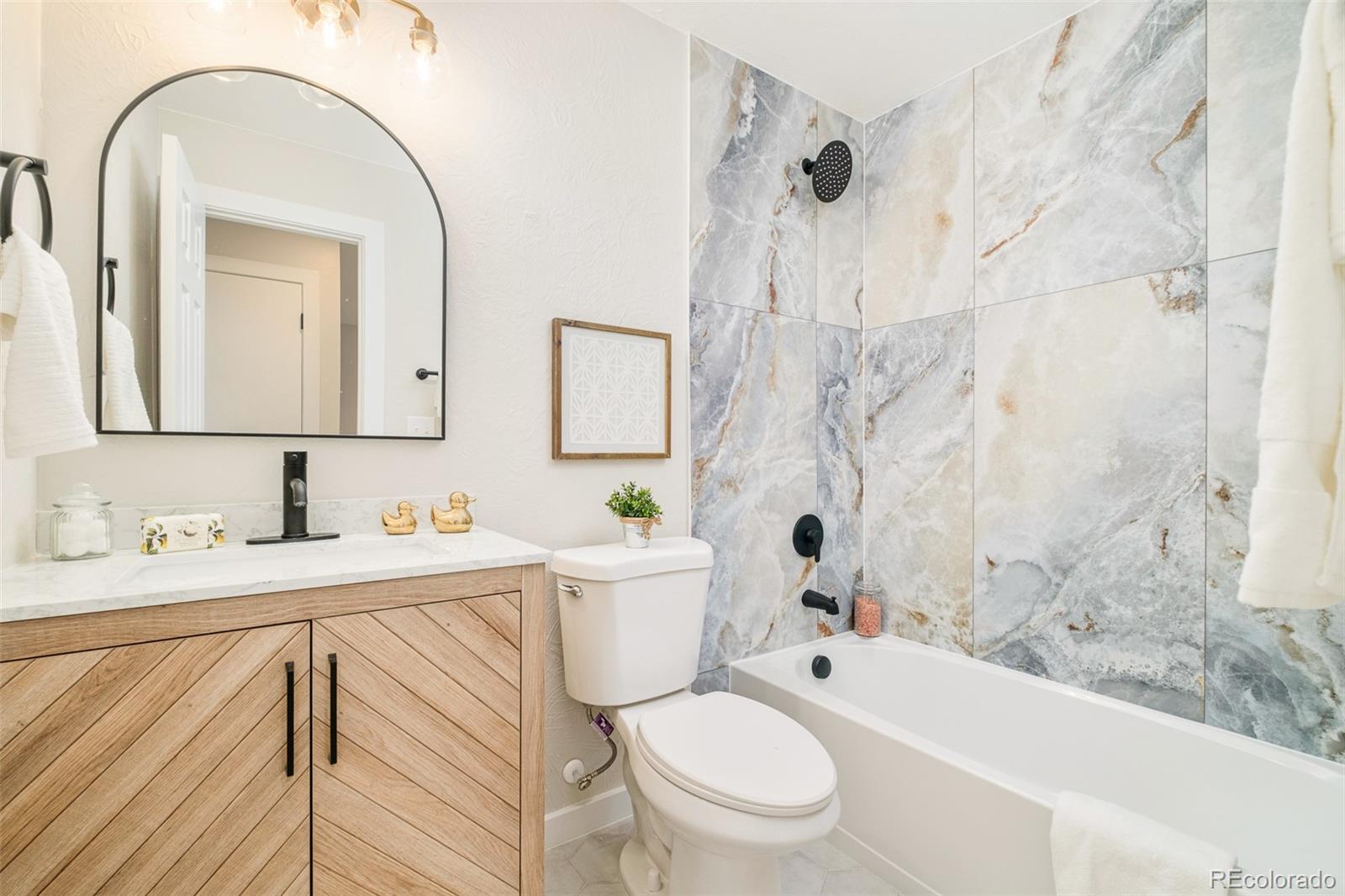 MLS Image #18 for 2988 s hannibal street,aurora, Colorado