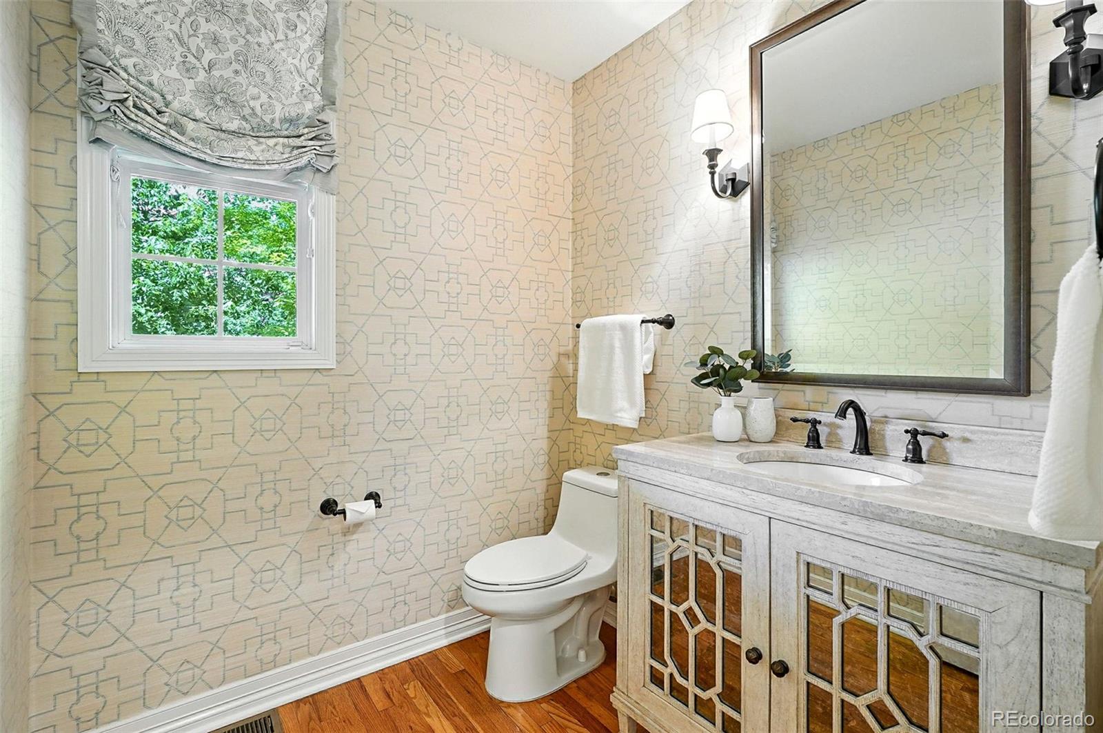 MLS Image #16 for 7527 e severn place,denver, Colorado