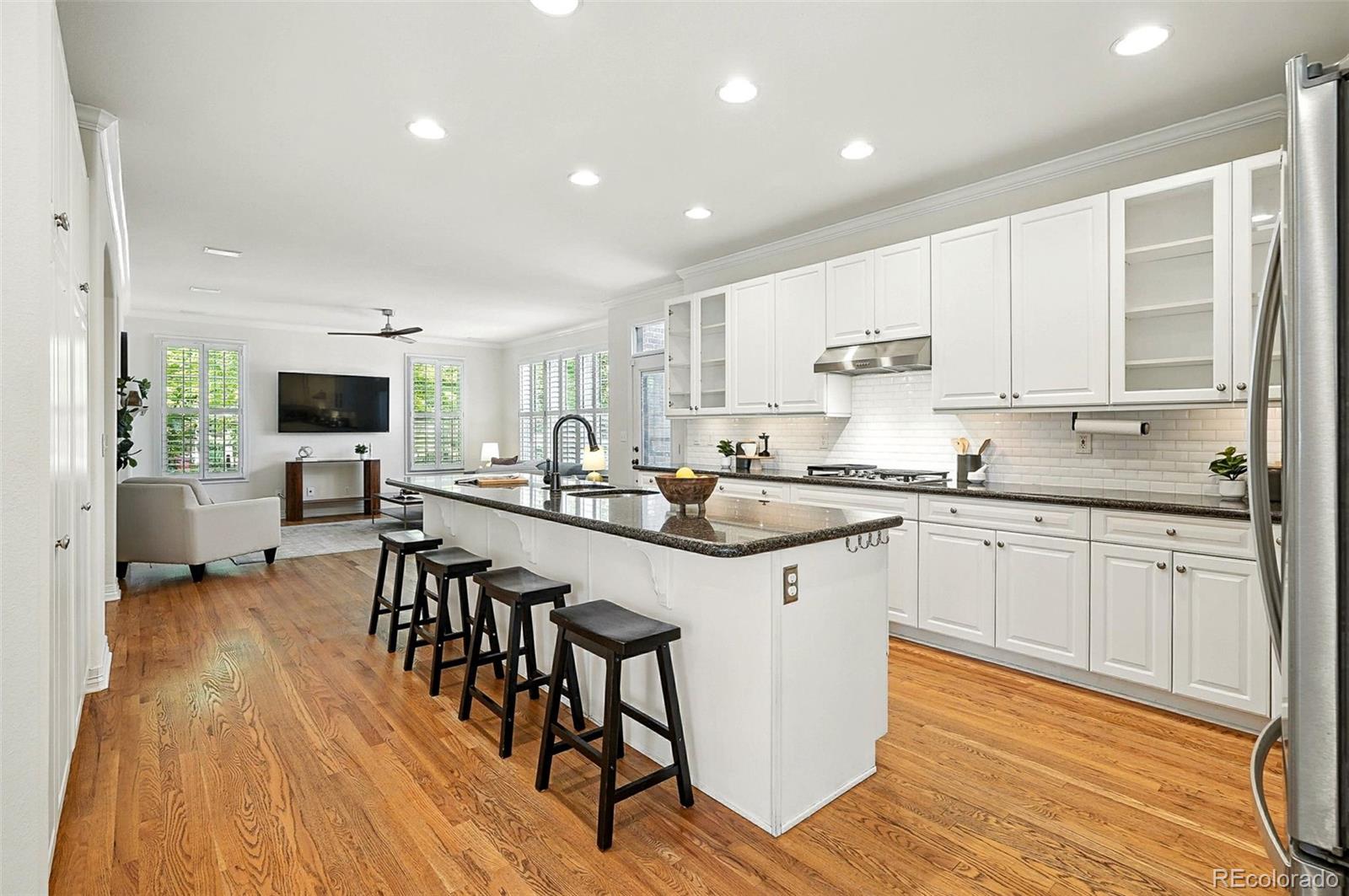 MLS Image #7 for 7527 e severn place,denver, Colorado