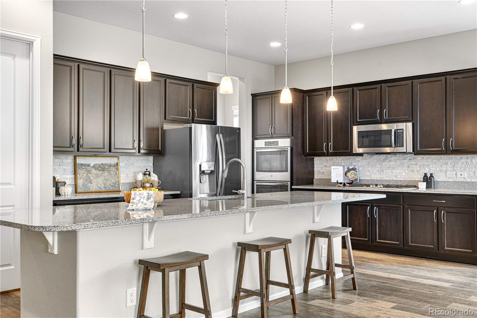 MLS Image #10 for 9781  eagle river street,littleton, Colorado