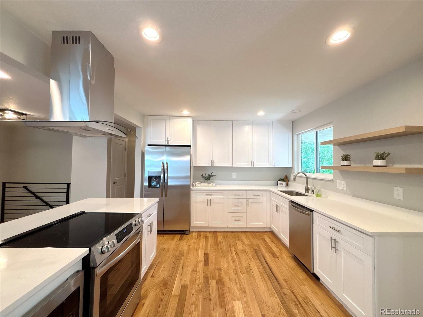 MLS Image #10 for 6484 s datura street,littleton, Colorado