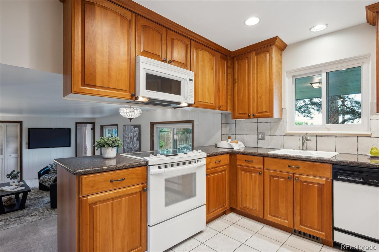 MLS Image #11 for 4338 s alton street,greenwood village, Colorado