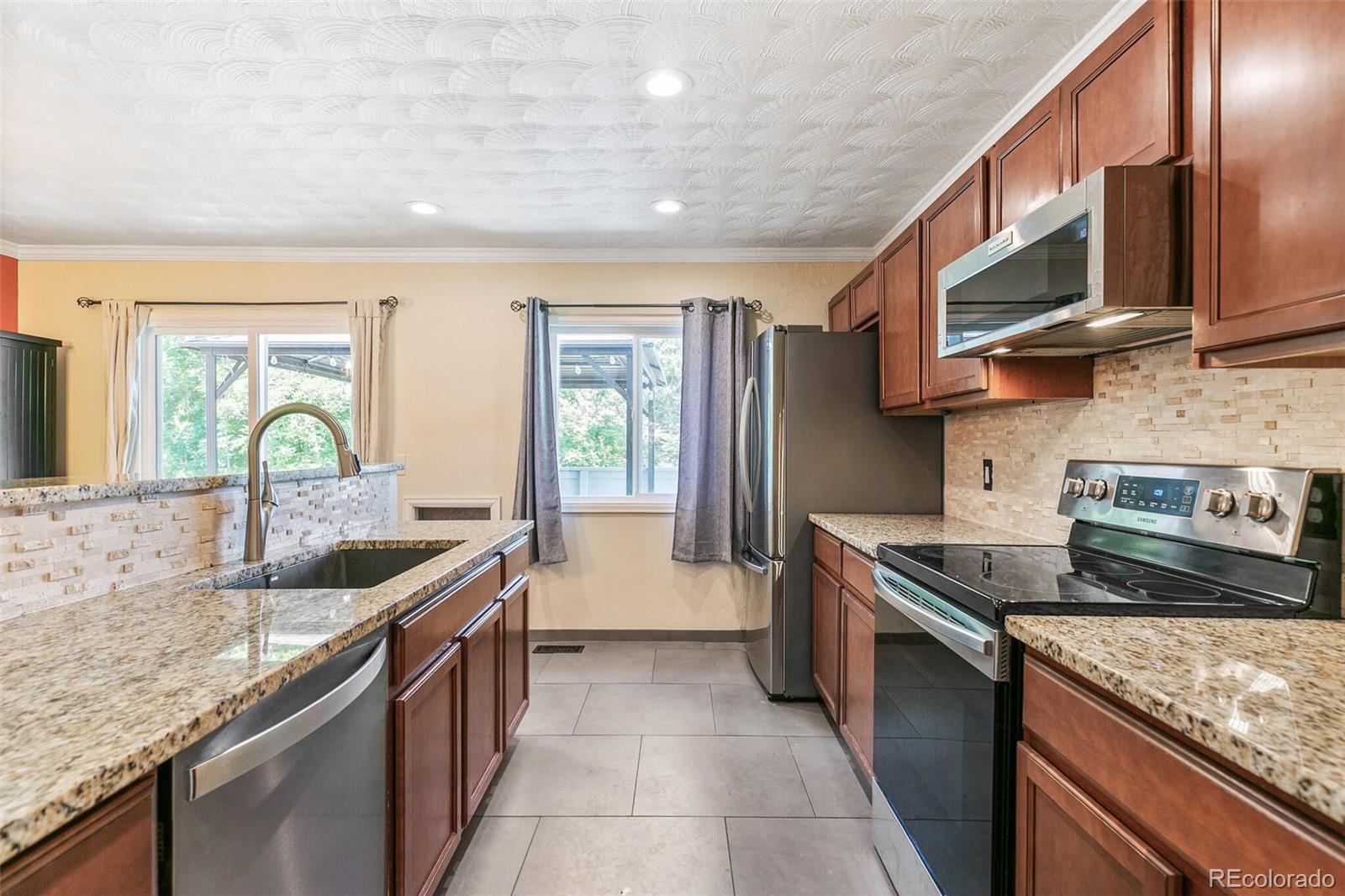 MLS Image #13 for 8539 w duquesne drive,lakewood, Colorado