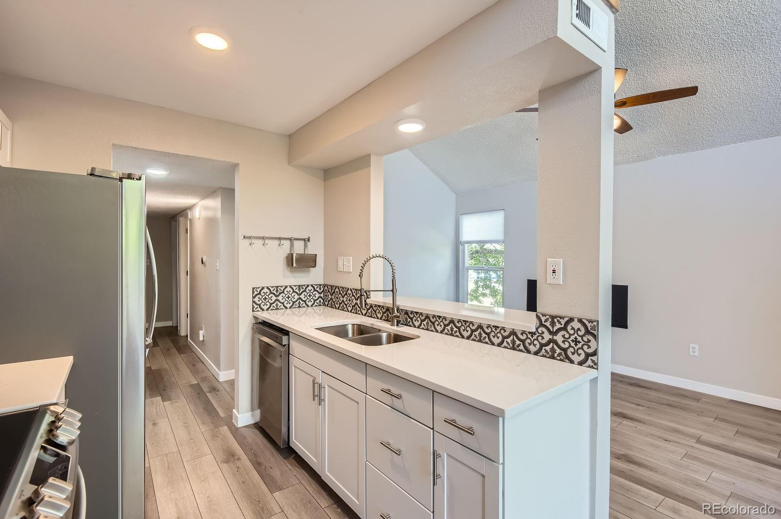 MLS Image #4 for 3539 s fairplay way,aurora, Colorado