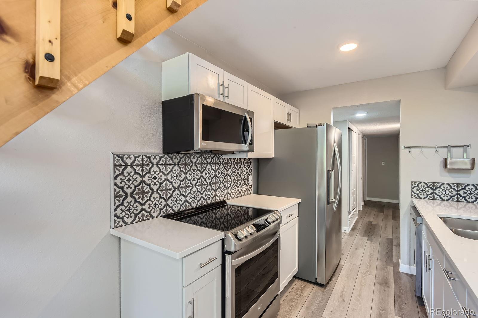 MLS Image #7 for 3539 s fairplay way,aurora, Colorado