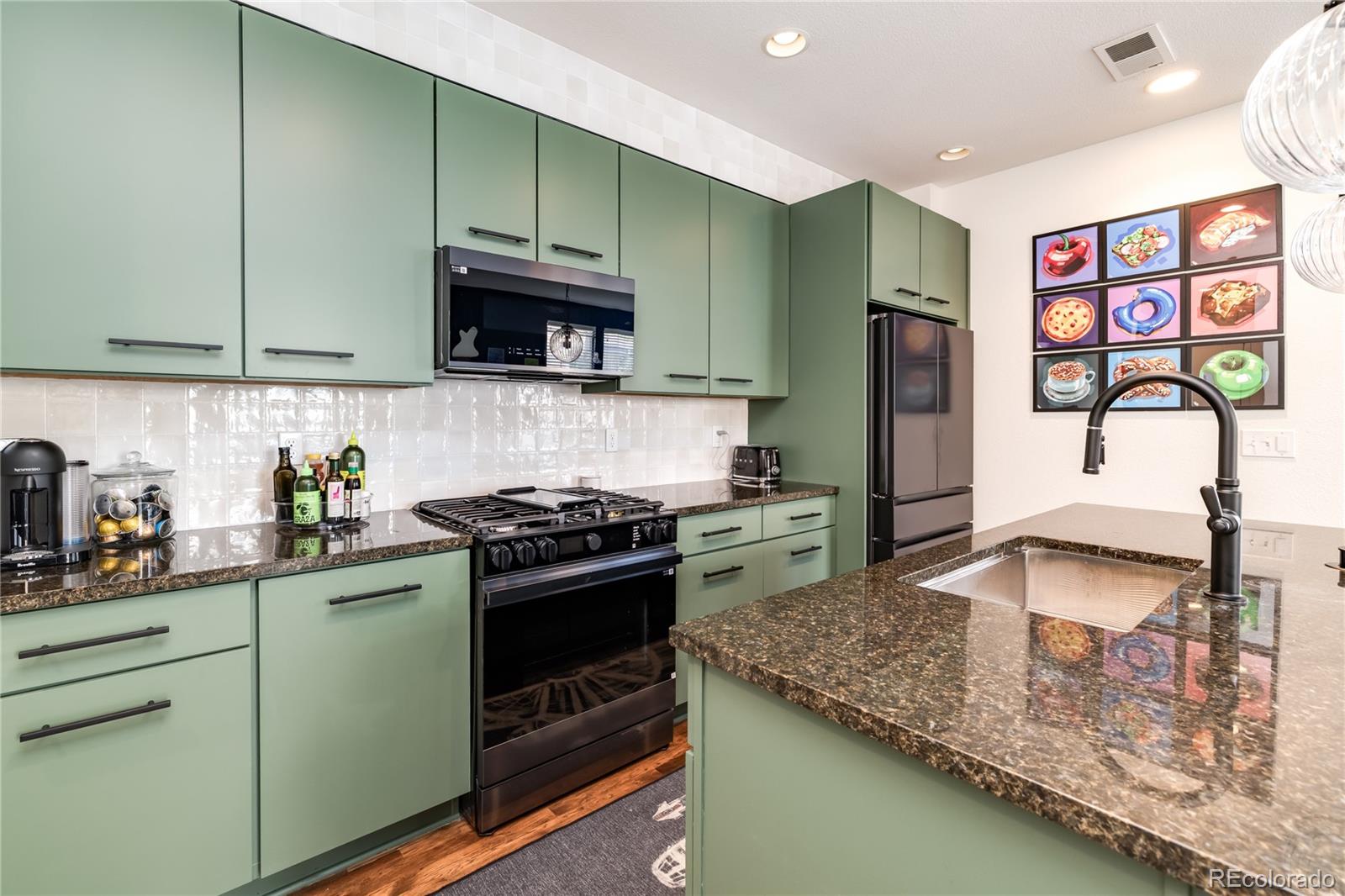 MLS Image #9 for 3412  valentia street,denver, Colorado