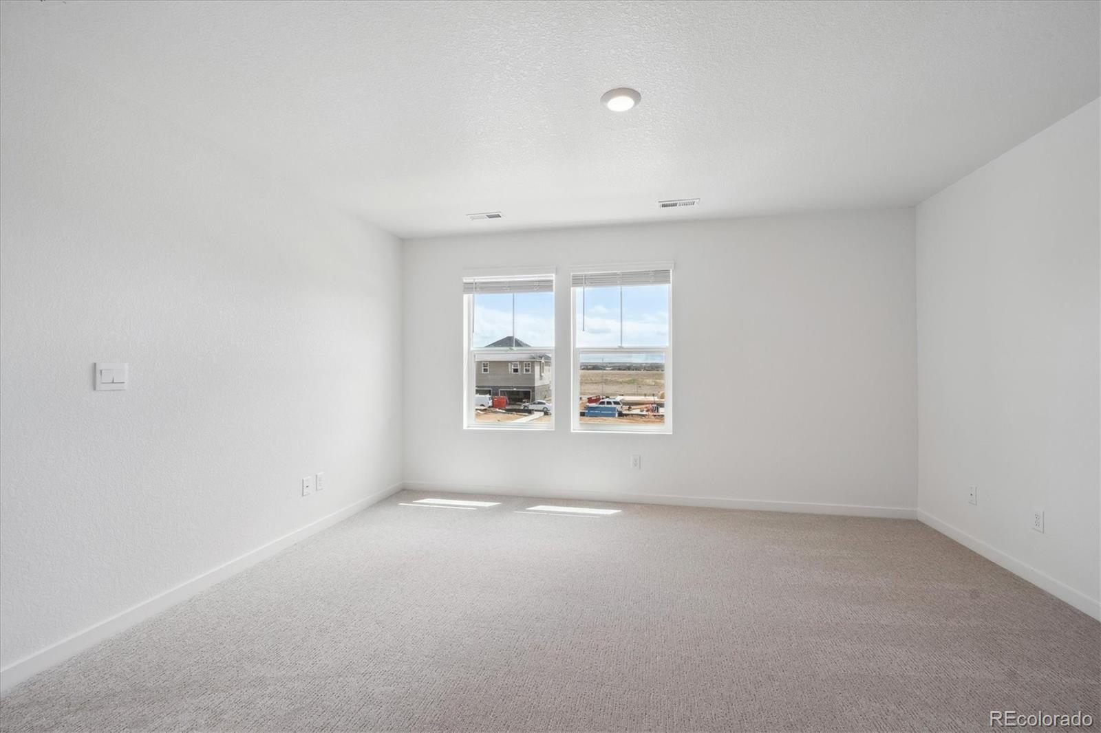 MLS Image #17 for 22363 e 6th place,aurora, Colorado